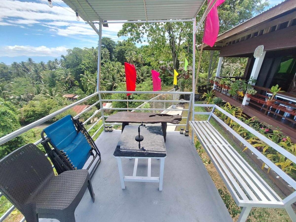 Island Samal Overlooking View House With Swimming Pools San Antonio  エクステリア 写真